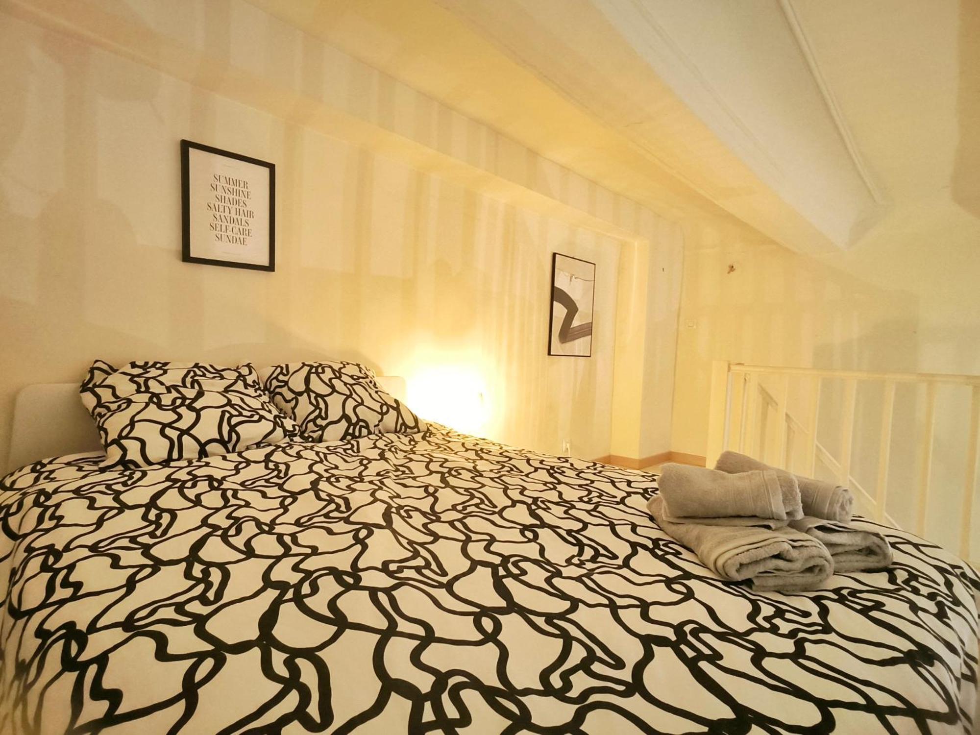 Superbe Appartement Avec Jardin Quart Mazarin آيكس أومبروفينس المظهر الخارجي الصورة